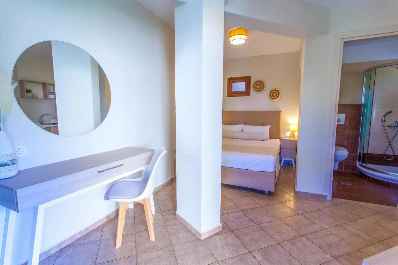 Maistrali Beach Studios Gerakini