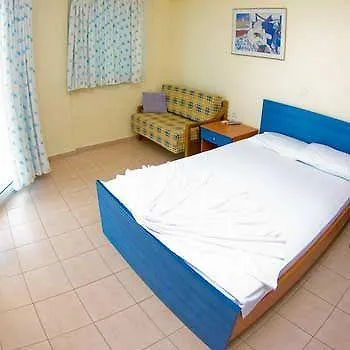 Maistrali Beach Studios Gerakini 2*,