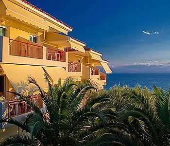 Maistrali Beach Studios Gerakini 2*,  Greece