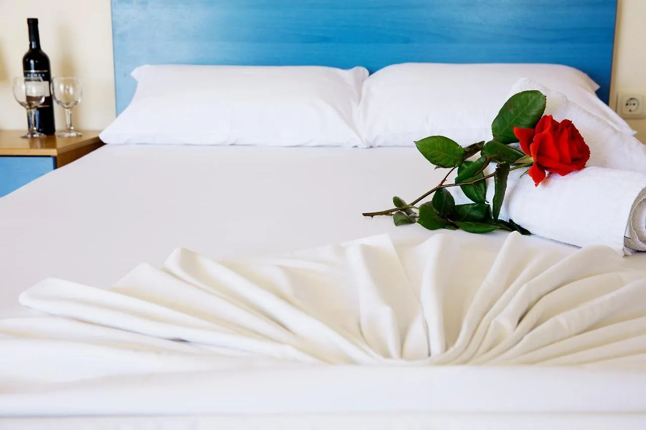 Maistrali Beach Studios Gerakini Aparthotel